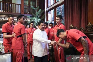 Presiden Prabowo Subianto Rayakan Kemenangan Timnas Indonesia atas China dengan Nasi Bersama