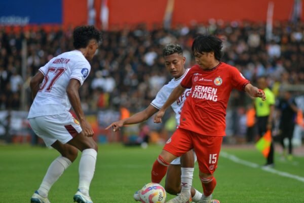 Semen Padang Masih Belum Aman Setelah Ditahan Imbang oleh Persik 1-1