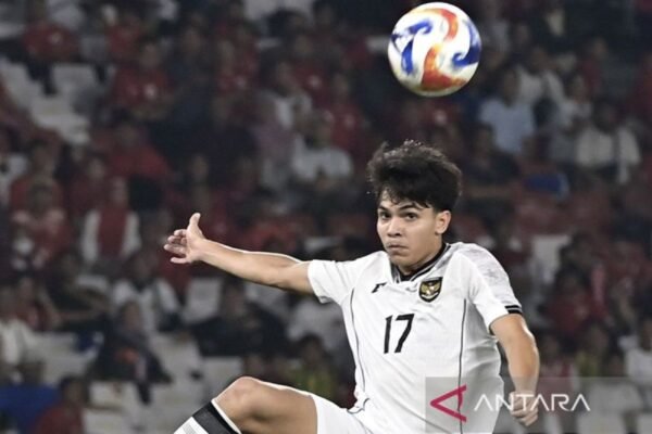 Victor Dethan Merayakan Kemenangan Tipis Atas Filipina