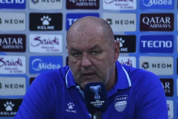 Pelatih Persib Percaya Pertandingan Melawan Lion City Akan Menjadi Tantangan Berat