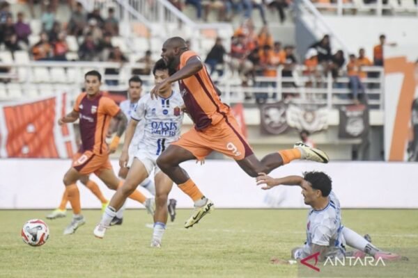 Super League Schedule: Persib Hosts Borneo FC, Dewa United Takes on Persija